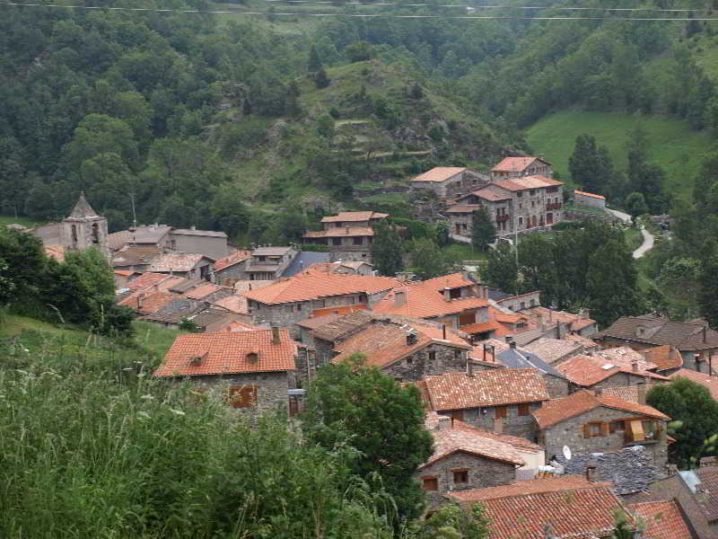 ריפול Hotel La Farga מראה חיצוני תמונה