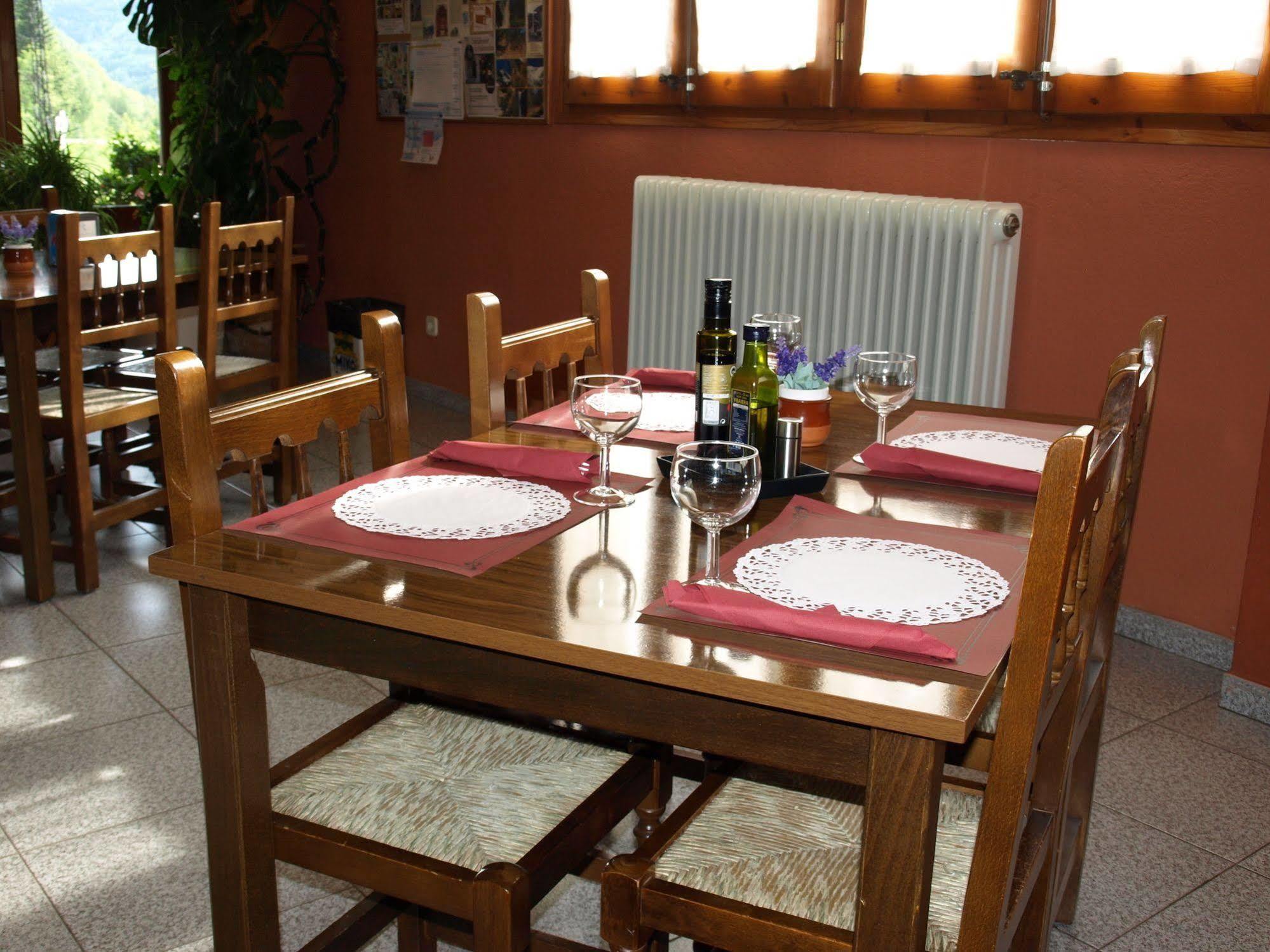ריפול Hotel La Farga מראה חיצוני תמונה